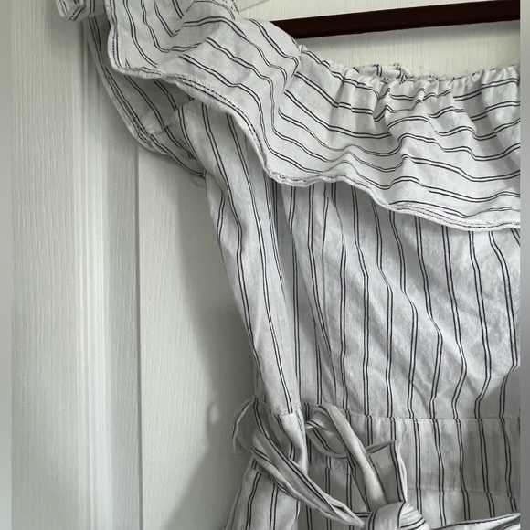 Summer Off the Shoulder Mini Dress - Picture 4 of 4